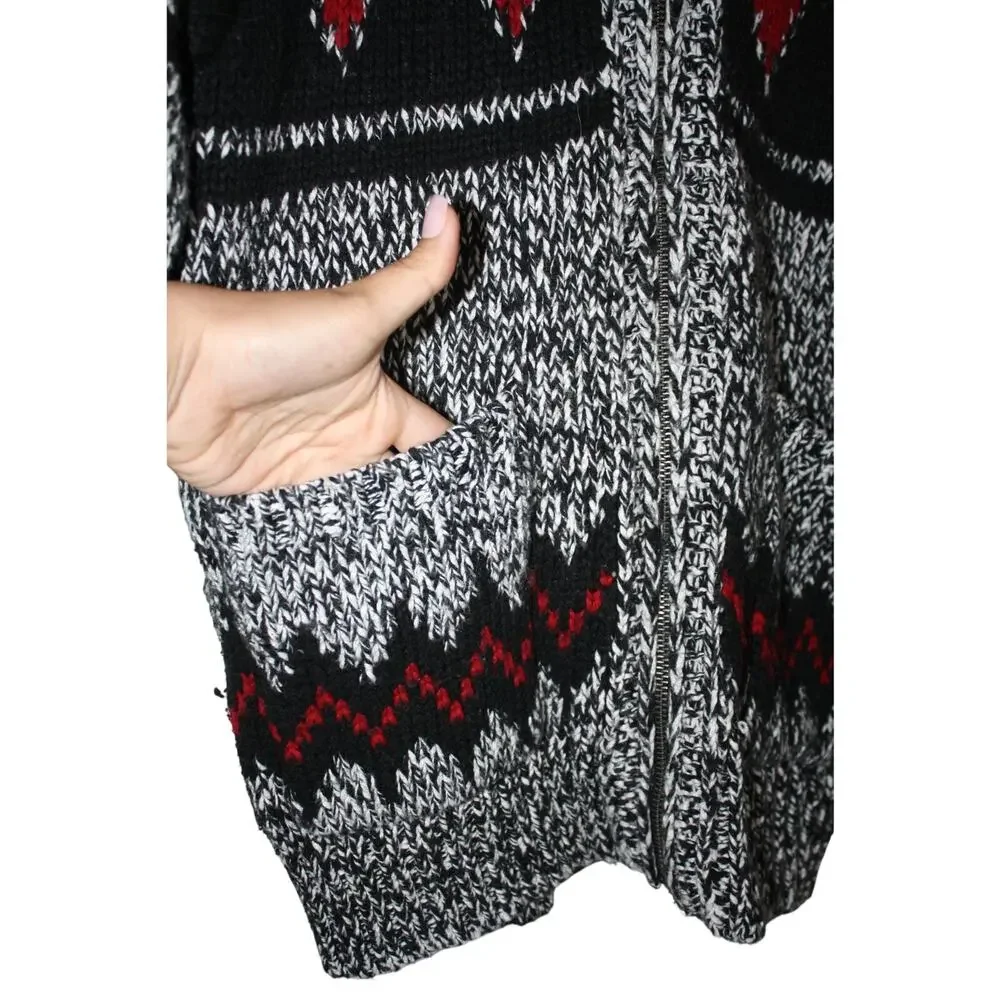 VTG American‎ Eagle Hand Knit Cowichan Zip Up Sweater Men's Small